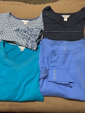 4 Women’s Christopher & Banks Kinit Tops—Size XL